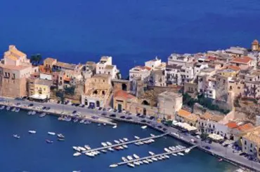 Sicílie: Pláže, sopky a mafie