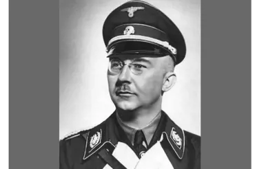 Himmlerův prsten cti jakožto symbol nejvyšší oddanosti Hitlerovi