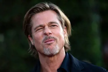 Válka Angeliny Jolie a Brada Pitta: Nová stížnost komplikuje prodej Miravalu