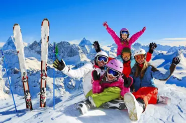 Za sněhem do Rakouska či Itálie! Užijte si lyže a s dětmi nakrmte sobíky