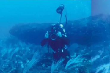 Potápěč ve Středozemním moři oněměl úžasem. Našel záhadný monument, který pravděpodobně přepíše