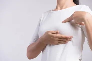 Mějte prsa pod kontrolou, co vás čeká na mamografii nebo sonu?