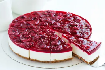 Nepečený cheesecake: Bleskový dort a fantastická kombinace tvarohu s ovocem