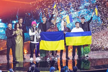 Kdo jsou vítězové Eurovize? Píseň od Kalush Orchestra nese poselství Ukrajině