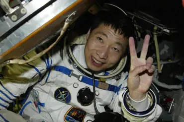 Prvnímu čínskému kosmonautu ve vesmíru se přihodila děsivá věc. Vědci jev dodnes nechápou