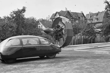 Göttingenské vejce: Tohle bizarní auto vzniklo v roce 1939. Co vám na něm připadá nejdivnější?