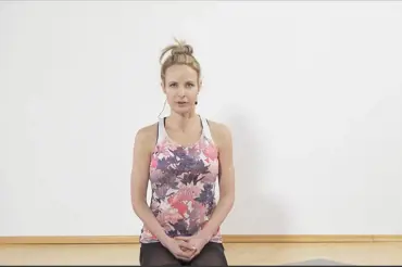 Video: Uvolněte napětí v těle a zrelaxujte bolestivá spodní záda