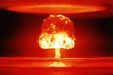Co by se stalo se Zemí, kdyby ve vesmíru vybuchla jaderná bomba?