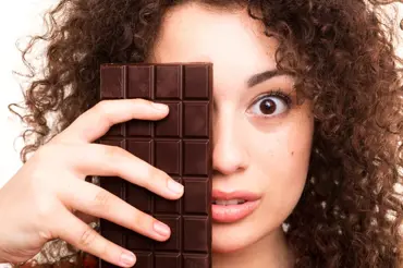 Mezinárodní den čokolády: Jak poznat kvalitu? A kdy hrozí předávkování kakaem?