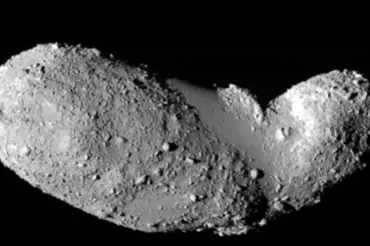Vědci detekovali nebezpečný asteroid, který se nedá zničit. Vypadá jako polštářek. Podívejte se