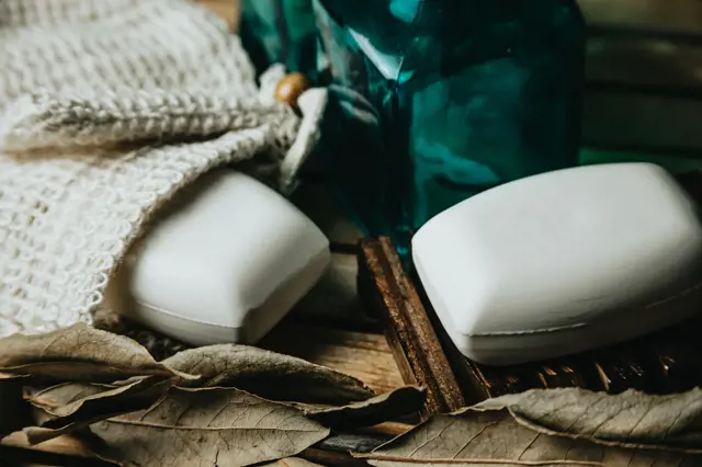 Nevyhazujte zbytky mýdla: Šikovné hospodyňky našly 9 způsobů, jak ho využít doma i v kuchyni