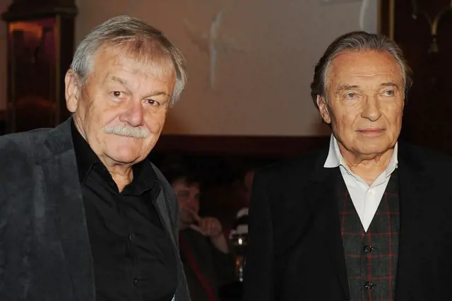 Karel Šíp pro Mistra psal i písně. 