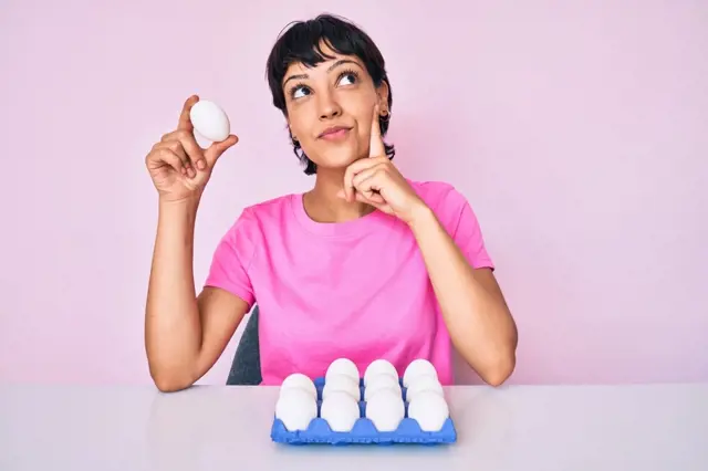Co udělá s vaším tělem, když denně sníte lžičku prášku z vaječných skořápek?