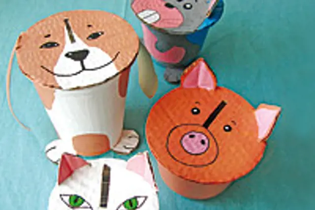 Kasičky pro děti z kelímků a papírové lepenky