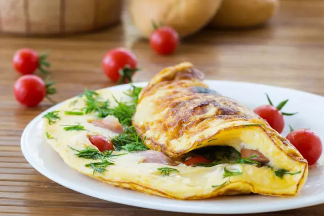 Tajemství nadýchané vaječné omelety. Jak to jen Francouzi dělají?