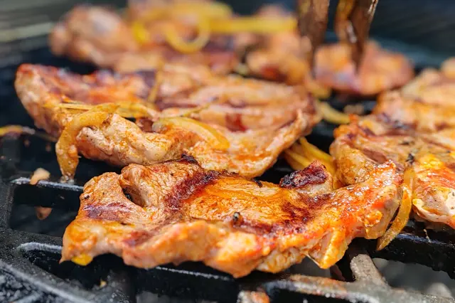 Jak Nalozit Krkovicku Na Gril (podle chuti, alespoň hodiny, chladničce alespoň, ideálně přes, krkovičky nechte) Jak Nalozit Krkovicku Na Gril