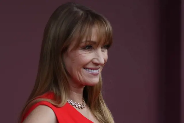 Jane Seymour loni oslavila sedmdesátku a vypadá báječně