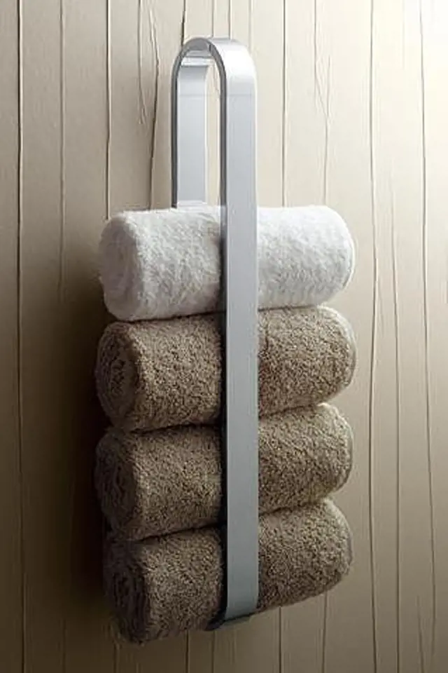Designově jednoduchý a přitom zajímavý držák na ručníky