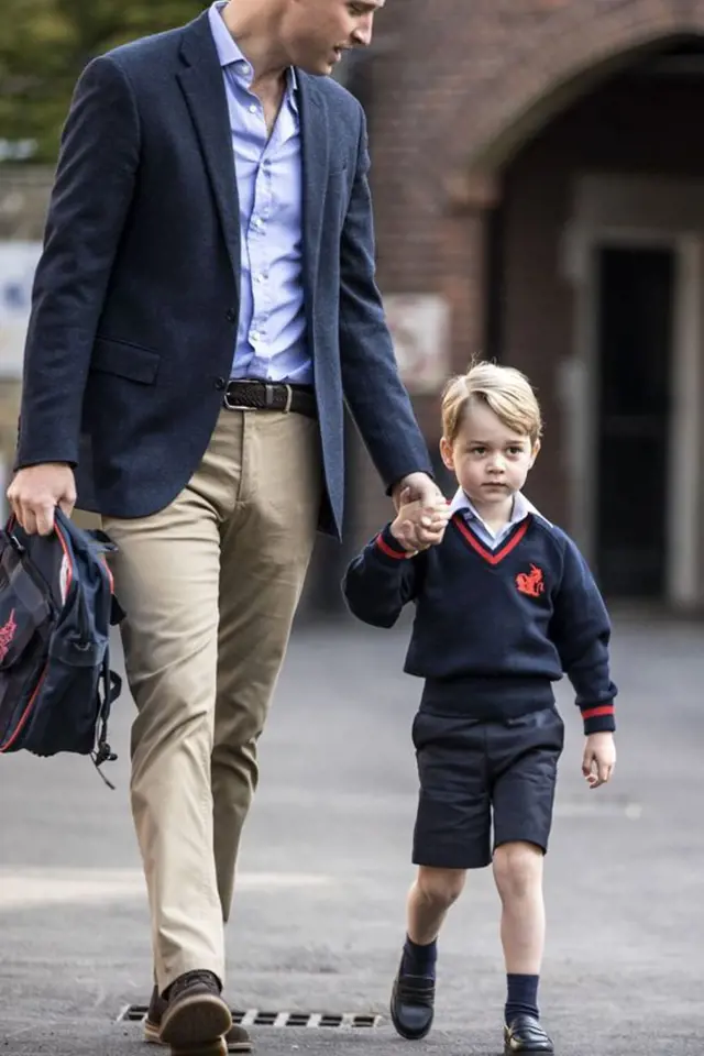 Princ George nebyl ze začátku z nástupu do školy nadšený.