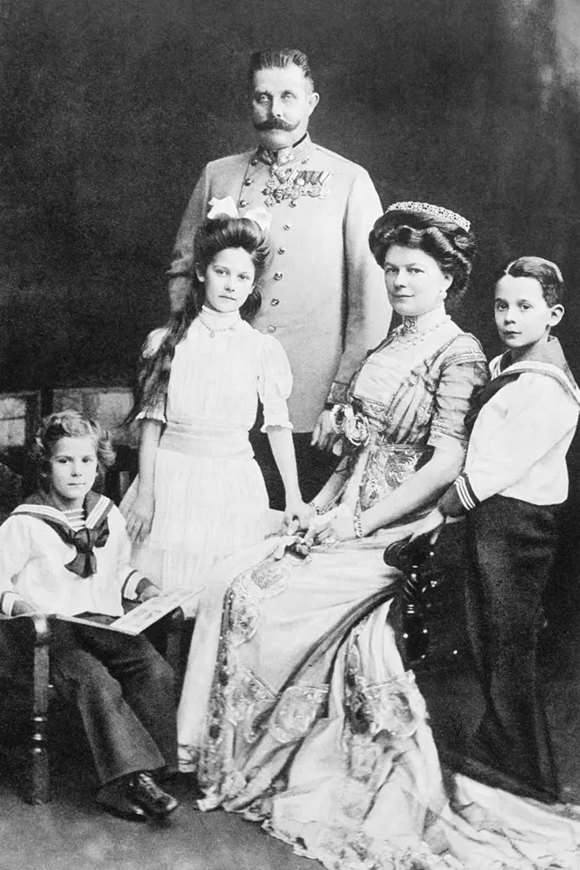 František Ferdinand d´Este s manželkou Žofií a dětmi