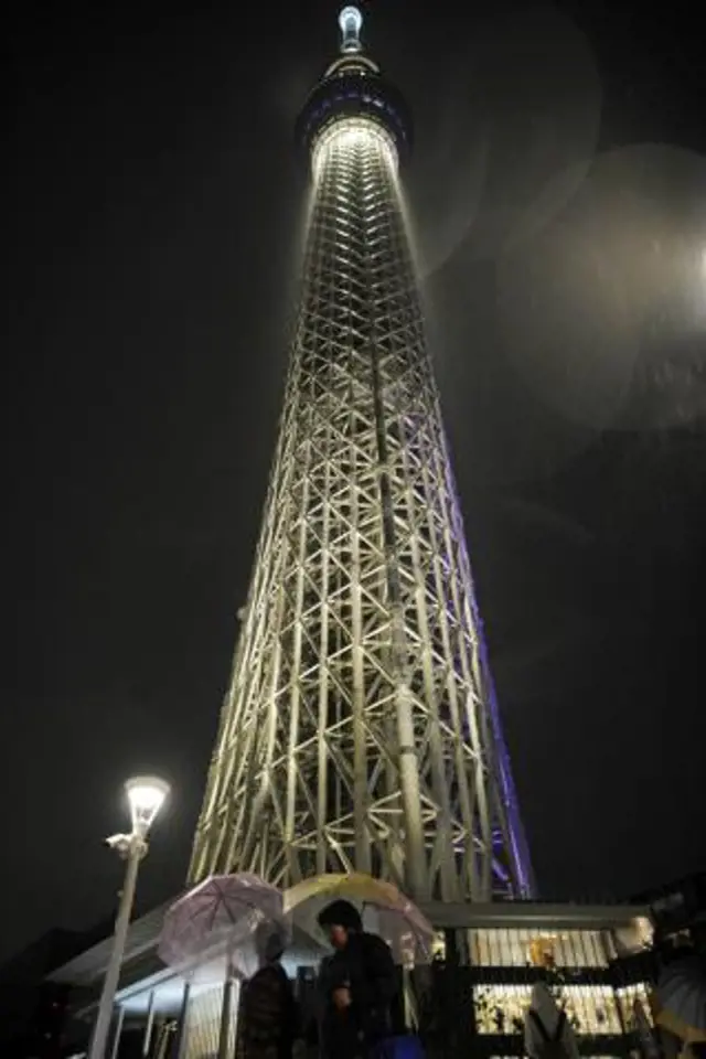 Nejvyšší televizní věž na světě Tokyo Skytree v Tokiu