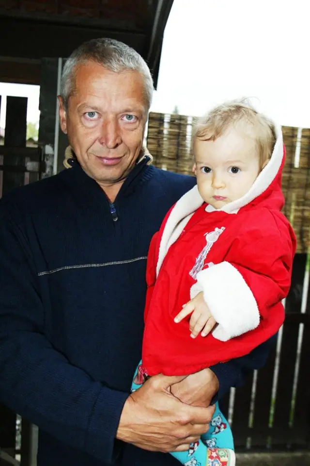 Michal Citavý s vnučkou