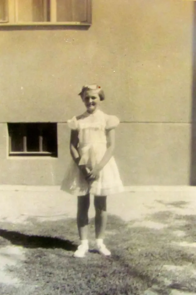 Drahomíra Šinoglová, dětství, 60. léta.