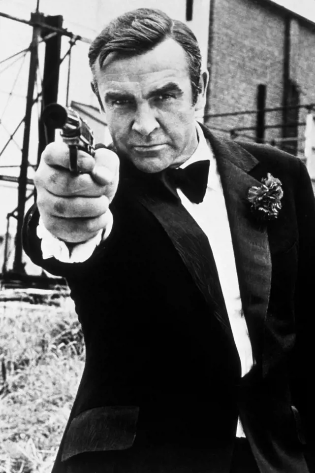 Jmenuji se Bond. James Bond.