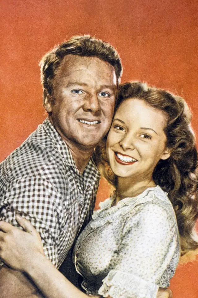 20 let: Poprvé před kamerou v komedii The Romance of Rosy Ridge (1947). Na snímku s Vanem Johnsonem. 