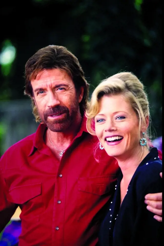 V seriálu Walker, Texas Ranger hájila dobro po boku Chucka Norrise. 