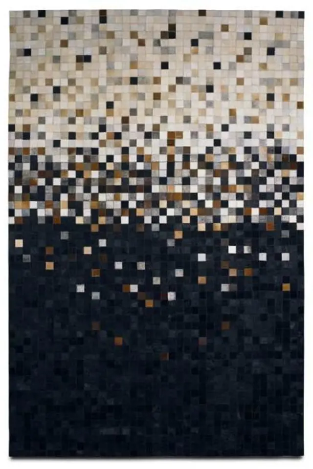 Koberec Bueno z černé a bílé hovězí kůže 140 x 200 cm od Bo Conceptu za 23 990 Kč