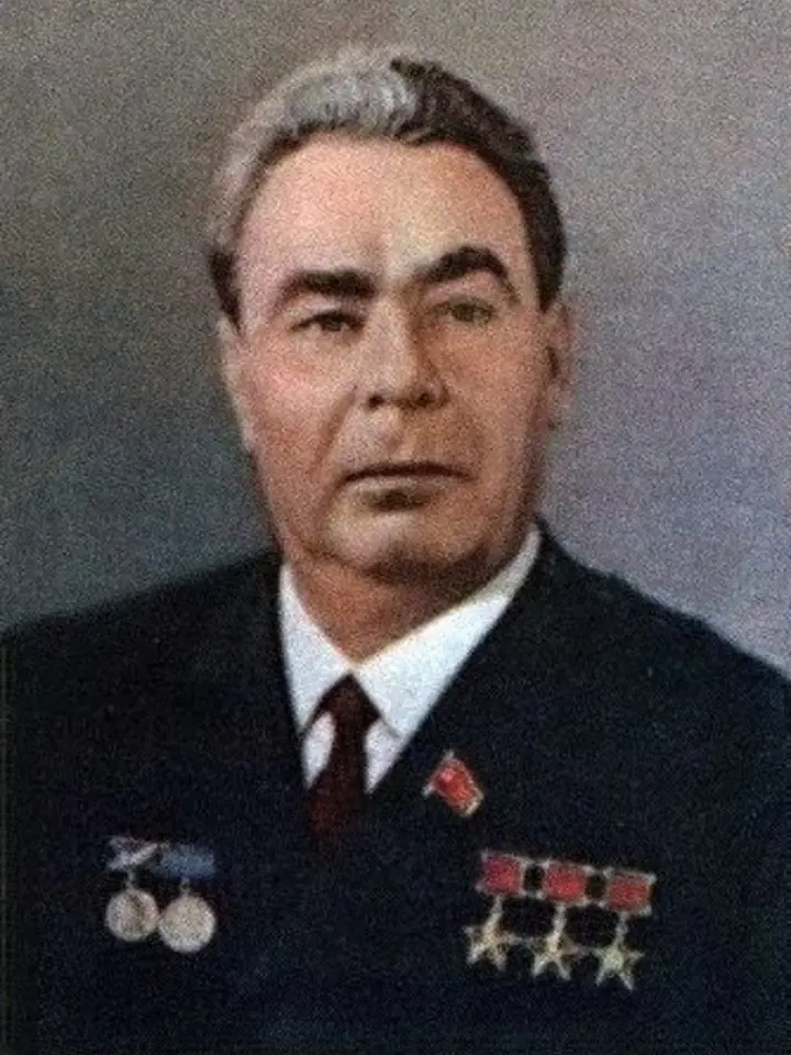Leonid Brežněv, oficiální portrét