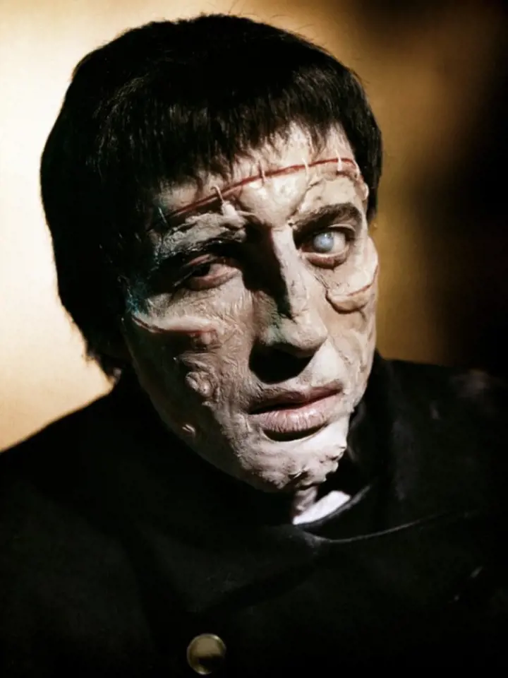 35 let: Jako monstrum v hororu  Frankensteinova kletba (1957)