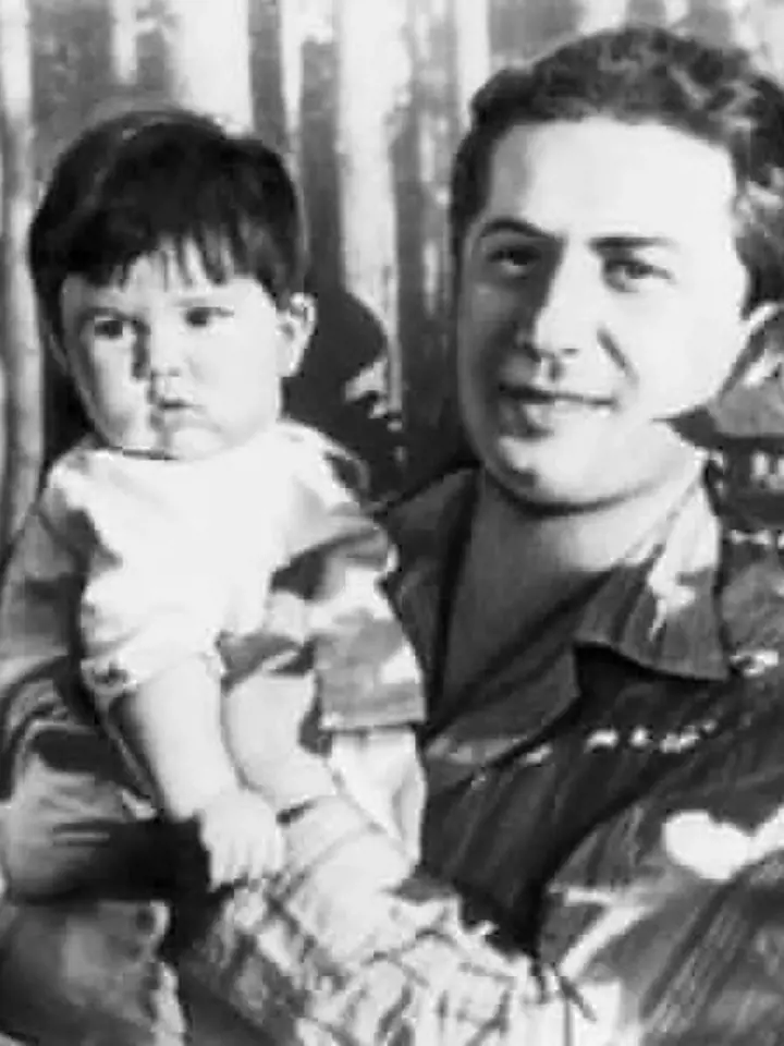 Jakov Džugašvili s dcerou Galinou