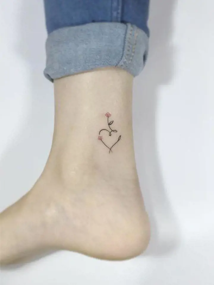 Nový trend: Drobná tetování s posláním, která snadno utajíte, pokud budete chtít