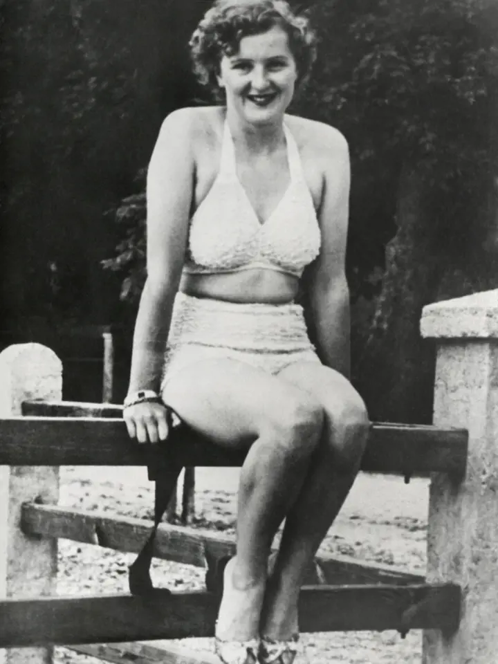 Eva Braunová žila ve stínu zesnulé Geli. Hitler ji zdaleka tolik nemiloval.