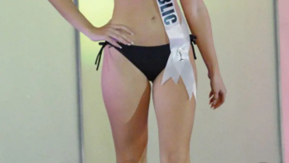 Promenáda v plavkách je prý pro účastnice soutěží Miss ponižující