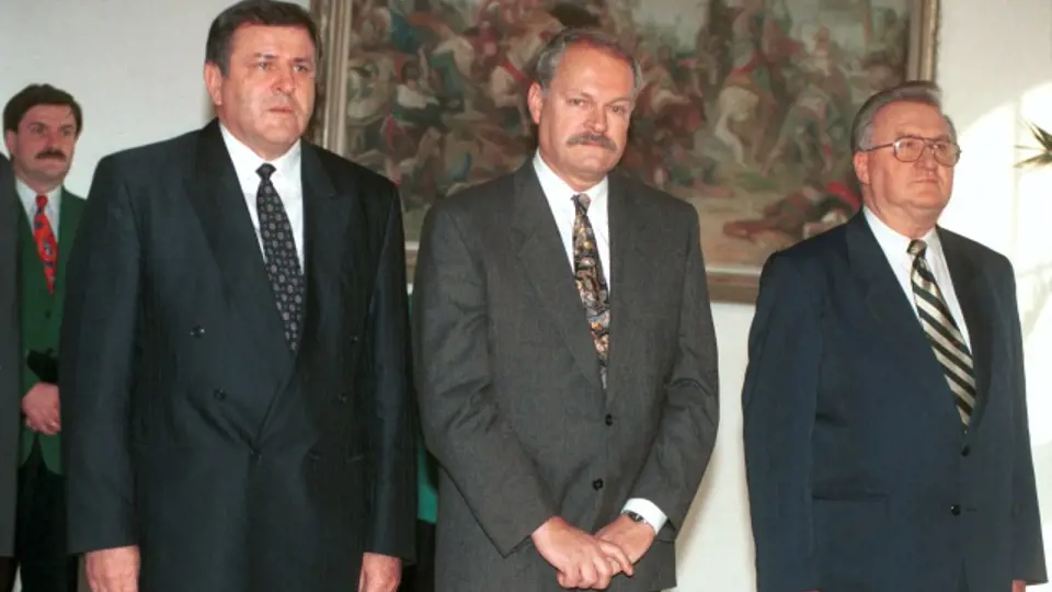 Zleva Vladimír Mečiar, Ivan Gašparovič a Michal Kováč. Mečiar později omilostnil lidi, spojené s únosem Kováčova syna