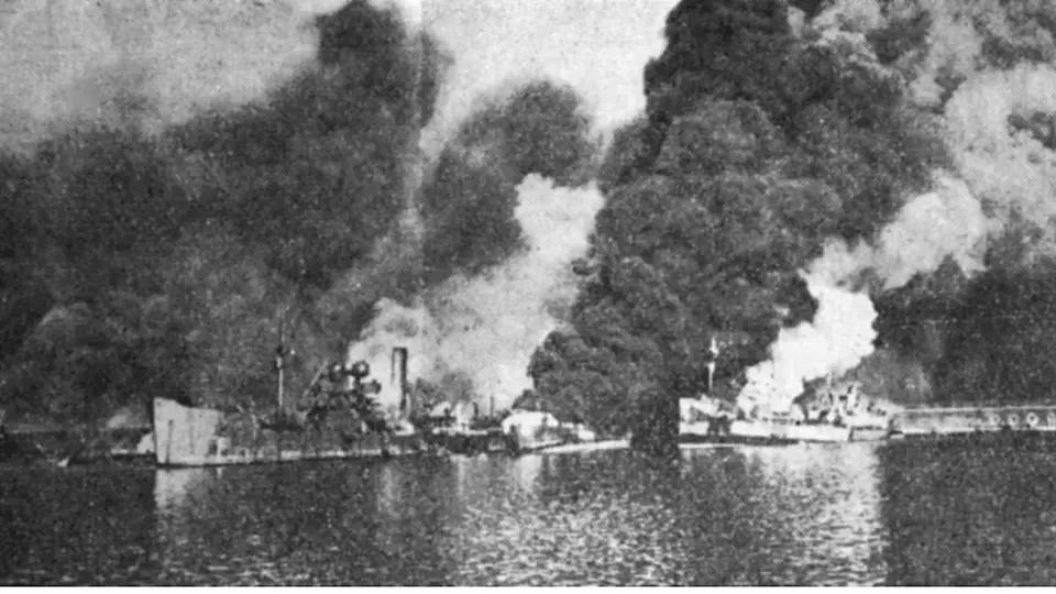 Zkáza spojeneckých lodí v Bari