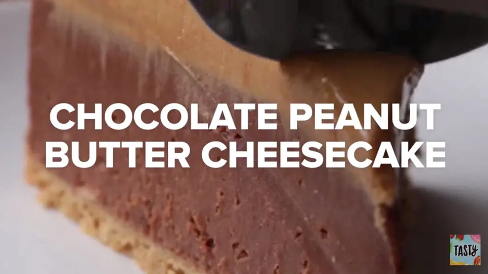 6 skvělých nepečených dezertů: Čokoládovo-arašídový cheesecake