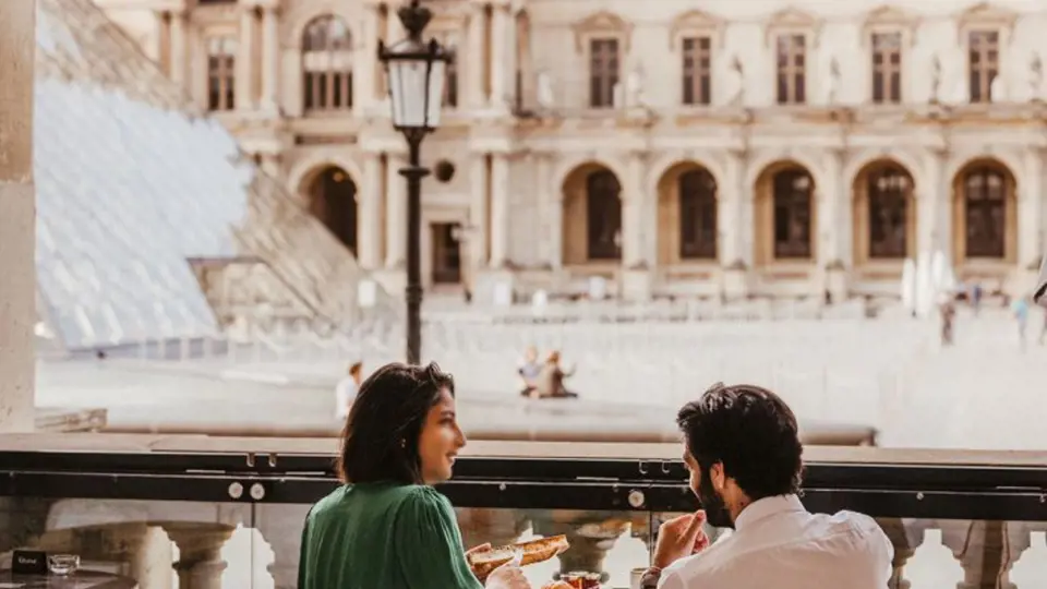 Cafe Marly Paříž Louvre
