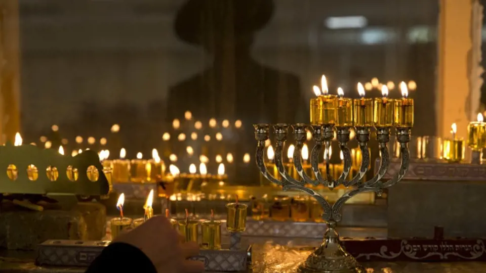 Sedmiramenný svícen, symbol židovství