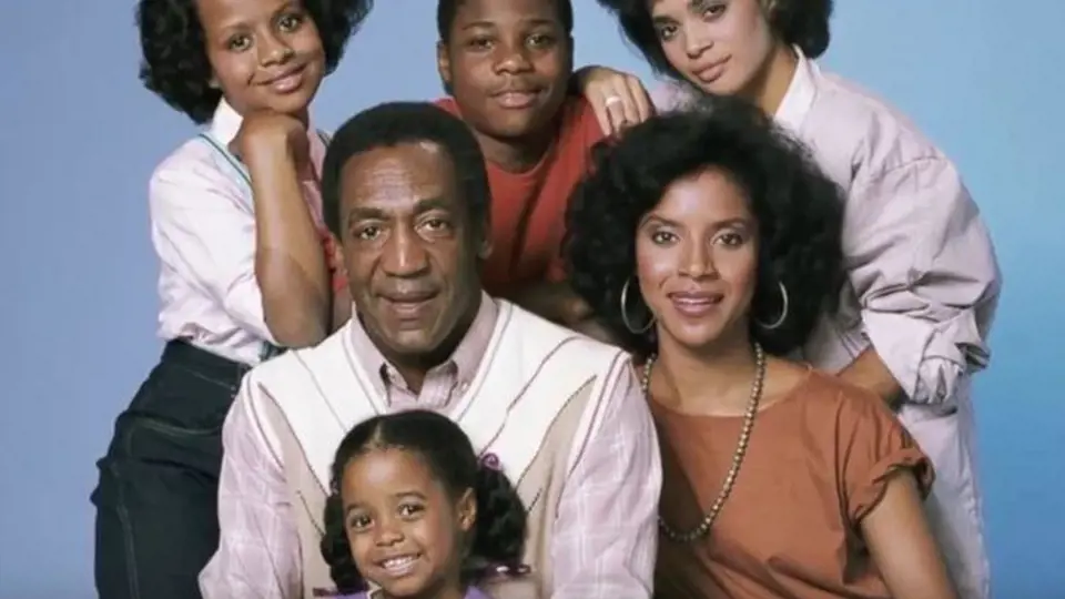 Phylicia Rashad - Jistě si pamatujete na The Cosby show, která byla u nás hitem v devadesátých letech. Představitelka hlavní ženské postavy během točení otěhotněla, a jelikož v seriálu vychovávala několik dospívajících dětí, tajila to.