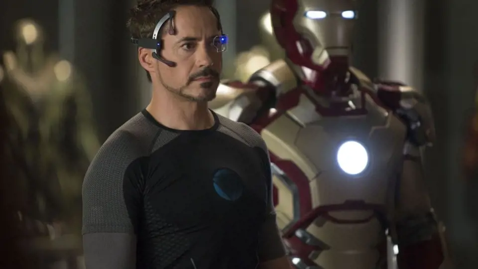 Iron Man 3 vrací do kin známého komiksového hrdinu ve skvělém podání Roberta Downeyho Jr.