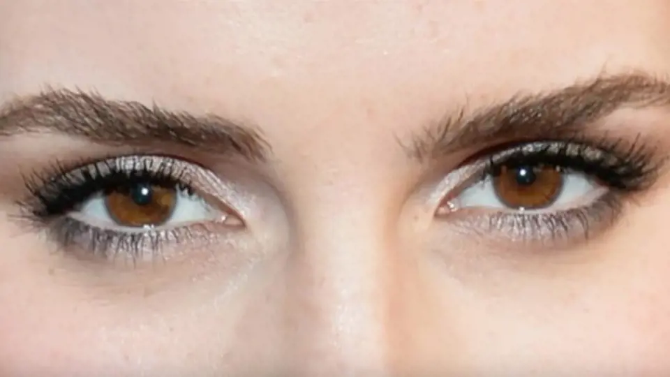 Uhádnete komu tyto oči patří?