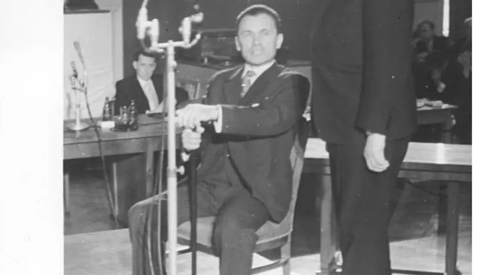 Alois Šiška v roce 1963 u soudu s tehdejším státním tajemníkem Úřadu spolkového kancléře SRN Hansem J. M. Globkem