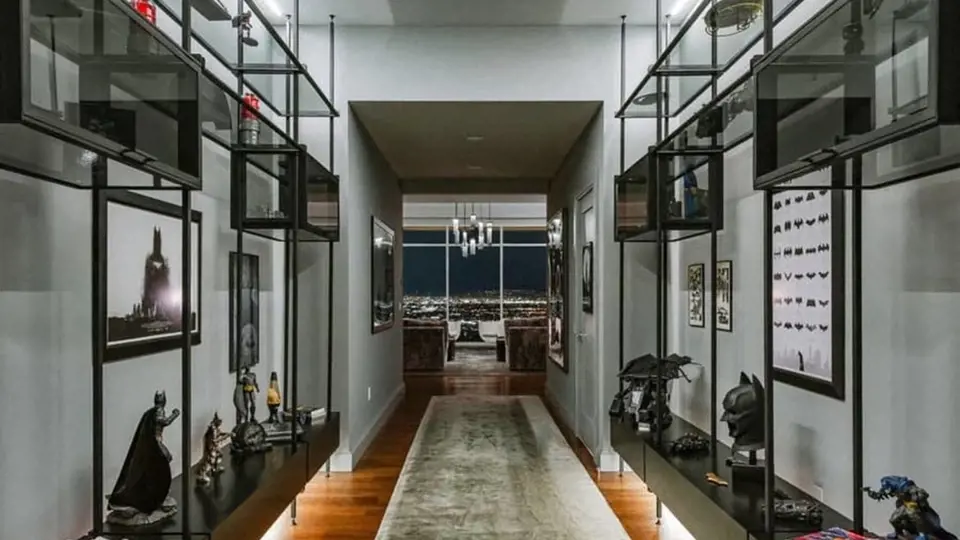 Matthew Perry prodává penthouse v Los Angeles.