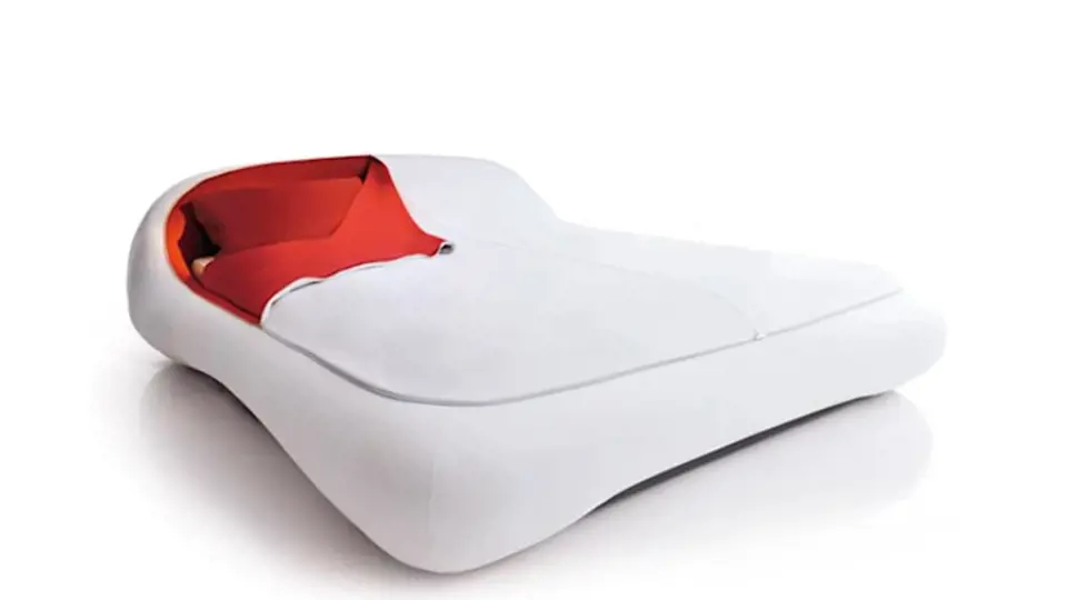 Koho nebaví po ránu stlaní, nechť si pořídí tuto postel.