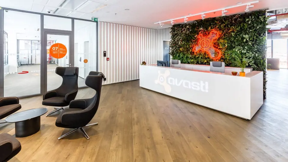 Nové kanceláře firmy Avast / recepce.