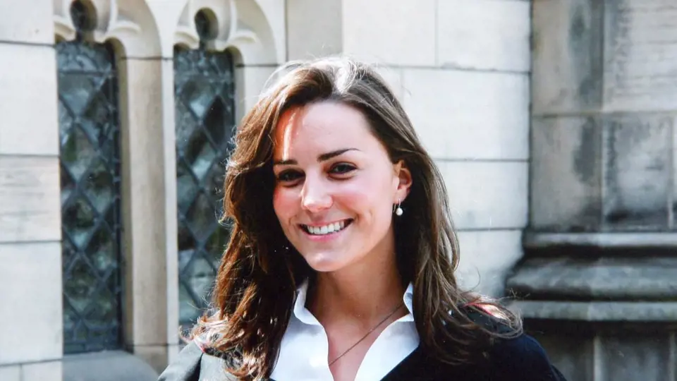 Kate odpromovala na univerzitě St. Andrews v roce 2005, vystudovala dějiny umění.